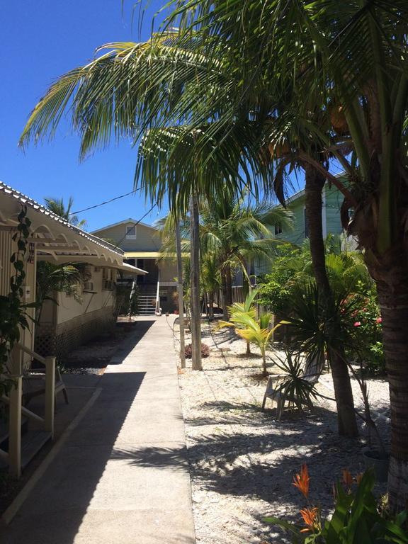 Cooper'S Inn Utila Ngoại thất bức ảnh
